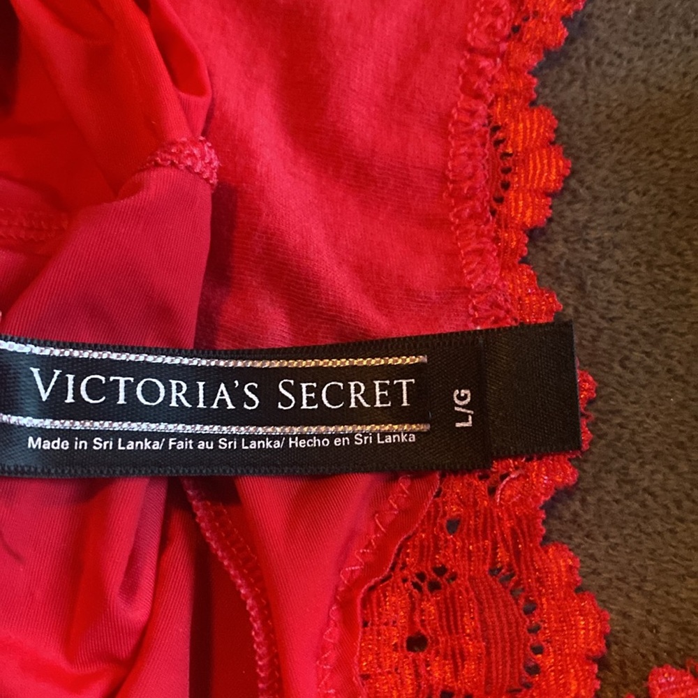 Cute red intimate panty! - Picture 5 of 5
